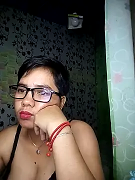 Snapshot of lovely_samxxx24 chatting on February 16, 12:08 am lovely samxxx24 online show from February 16, 12:08 am