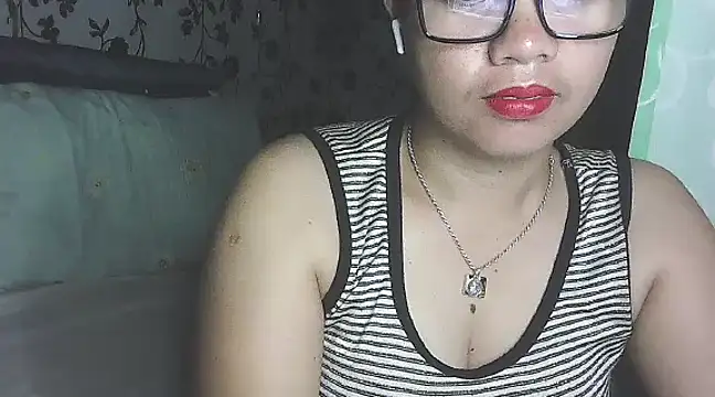 Snapshot of lovely_samxxx24 chatting on February 27, 7:47 pm lovely samxxx24 online show from February 27, 7:47 pm