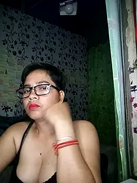 Snapshot of lovely_samxxx24 chatting on March 6, 9:31 pm lovely samxxx24 online show from March 6, 9:31 pm