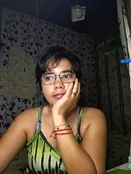 Snapshot of lovely_samxxx24 chatting on September 21, 6:53 pm lovely samxxx24 online show from September 21, 6:53 pm