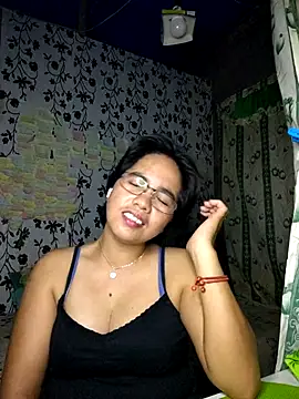 Snapshot of lovely_samxxx24 chatting on October 10, 1:37 am lovely samxxx24 online show from October 10, 1:37 am