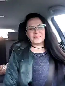 Snapshot of x__KHALEESI__x chatting on January 24, 3:02 pm x KHALEESI x online show from January 24, 3:02 pm