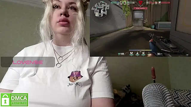 elven dreams  online show from February 5, 9:25 am