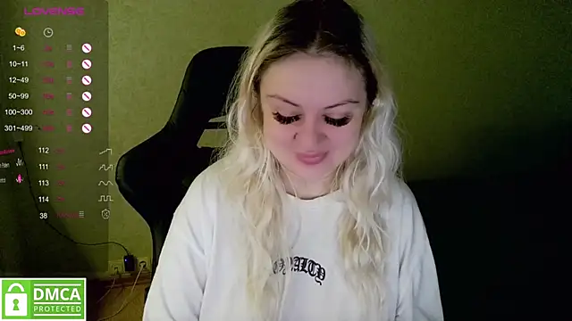 elven dreams  online show from February 28, 4:43 am