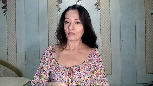 Snapshot of Antralyn chatting on October 23, 9:19 am Antralyn online show from October 23, 9:19 am