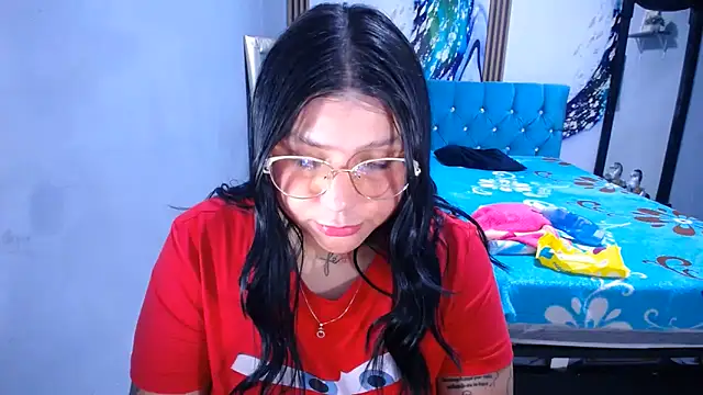 venuxwilliam online show from June 14, 2:35 am