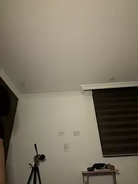 IamSashaLuv online show from February 18, 6:37 am