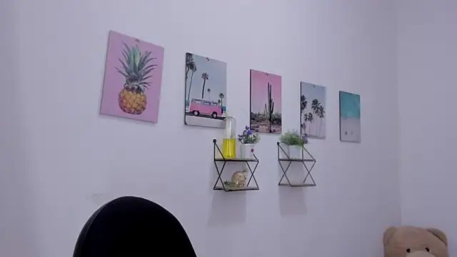 Emma lean online show from February 12, 5:19 pm