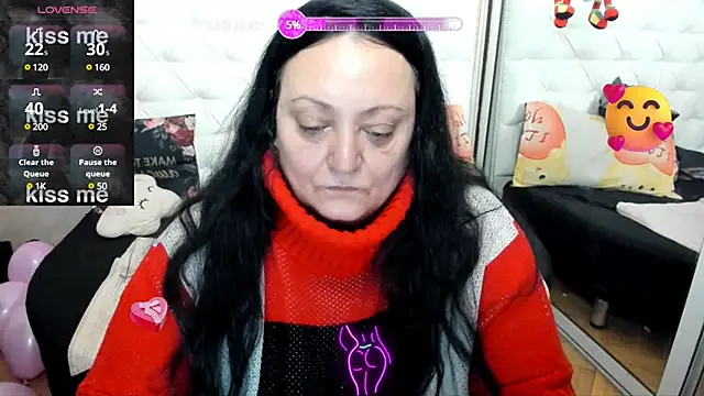 Snapshot of lady_lauren chatting on February 17, 6:31 am lady lauren online show from February 17, 6:31 am