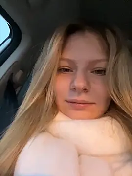 MaryHiggins online show from November 20, 1:33 pm