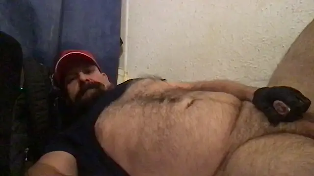 Snapshot of madmaxmiami chatting on December 22, 7:11 pm madmaxmiami online show from December 22, 7:11 pm