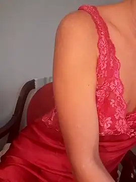 Snapshot of megan2021 chatting on January 4, 1:21 pm megan2021 online show from January 4, 1:21 pm