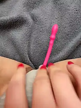 Snapshot of megan2021 chatting on February 22, 4:19 pm megan2021 online show from February 22, 4:19 pm