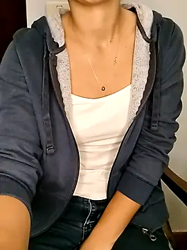 Snapshot of megan2021 chatting on October 14, 5:03 pm megan2021 online show from October 14, 5:03 pm