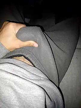 Snapshot of QuietBoy chatting on October 7, 12:52 am QuietBoy online show from October 7, 12:52 am