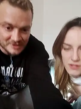 Mia-Sweet2002 online show from December 15, 10:30 am