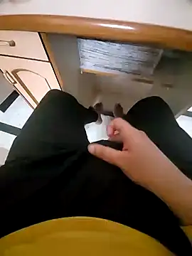 Snapshot of vansh1802 chatting on January 8, 3:50 pm vansh1802 online show from January 8, 3:50 pm