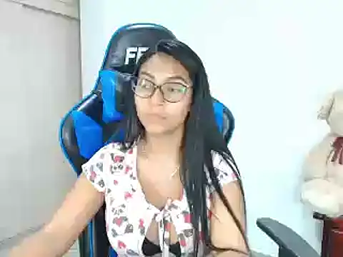 sophiax-x online show from March 15, 12:58 am