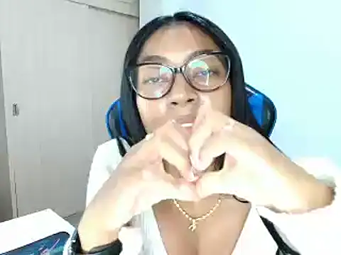 sophiax-x online show from March 22, 6:14 pm