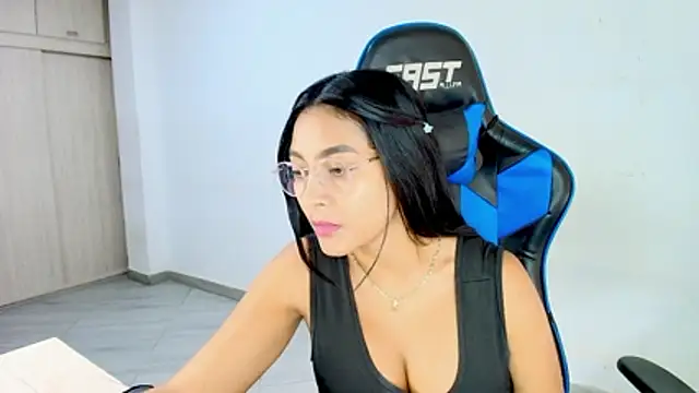 sophiax-x online show from March 6, 3:08 pm