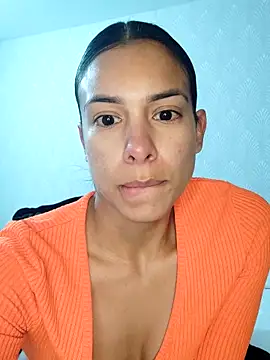 Snapshot of Angelinalombardi_ chatting on September 19, 12:45 am Angelinalombardi  online show from September 19, 12:45 am