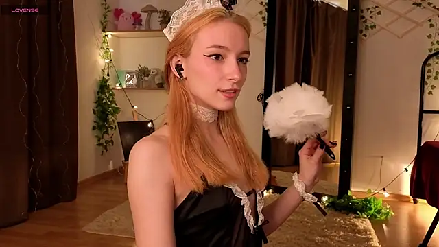 Snapshot of berrry_girl chatting on May 3, 10:21 am berrry girl online show from May 3, 10:21 am