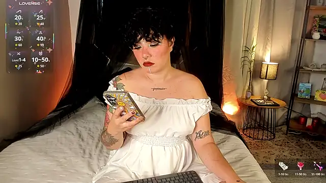 Snapshot of Amy_art chatting on July 30, 9:25 pm Amy art online show from July 30, 9:25 pm
