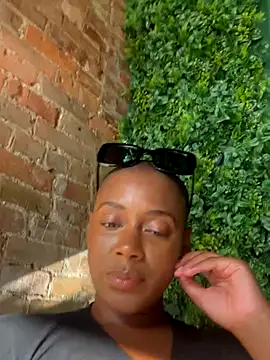 HoneyDripHer online show from October 1, 9:21 pm