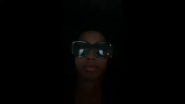 HoneyDripHer online show from November 20, 8:30 pm