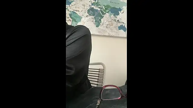 HoneyDripHer online show from November 21, 6:50 pm