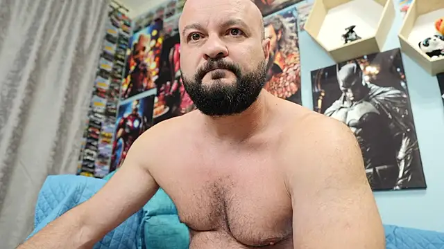 Snapshot of Muscle_Bear chatting on September 10, 4:34 am Muscle Bear online show from September 10, 4:34 am