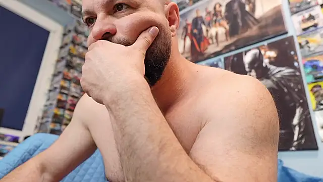 Muscle Bear online show from April 25, 6:38 am