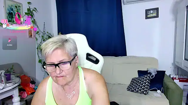 Selenna57 online show from April 30, 5:19 pm