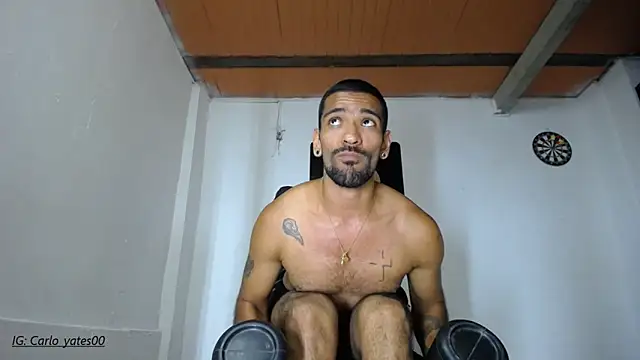 Snapshot of Carlo_yates chatting on March 6, 4:41 am Carlo yates online show from March 6, 4:41 am