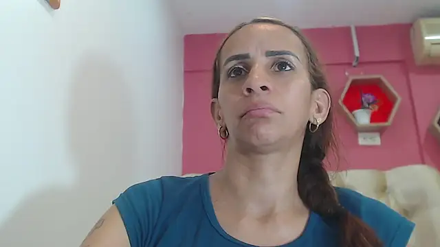 Snapshot of Amber_Moore chatting on November 24, 11:26 pm Amber Moore online show from November 24, 11:26 pm