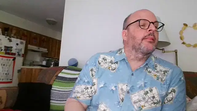 Snapshot of Ursulet_US chatting on May 7, 7:52 pm Ursulet US online show from May 7, 7:52 pm