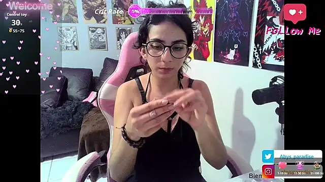 Snapshot of Abysparadise chatting on November 7, 6:13 am Abysparadise online show from November 7, 6:13 am