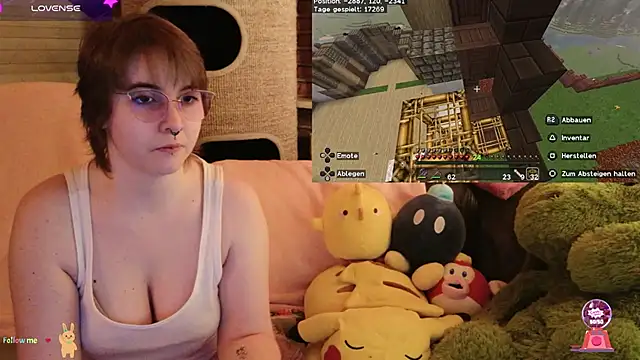 Snapshot of GamerGirl_Eve chatting on November 23, 6:08 pm GamerGirl Eve online show from November 23, 6:08 pm