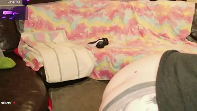 Snapshot of GamerGirl_Eve chatting on March 12, 6:47 pm GamerGirl Eve online show from March 12, 6:47 pm