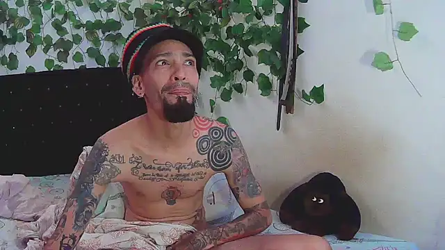 caribbeanlover1 online show from March 17, 4:11 pm