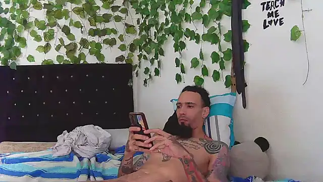 caribbeanlover1 online show from October 2, 7:54 pm