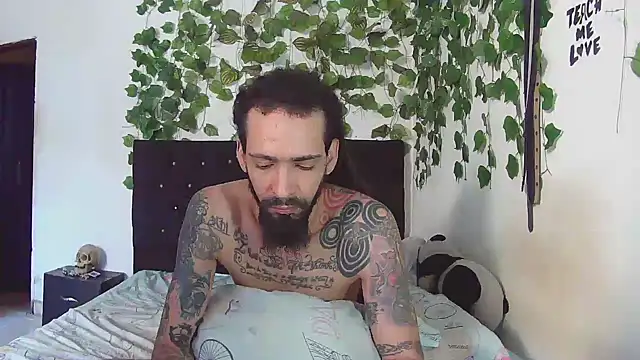 caribbeanlover1 online show from February 18, 12:34 pm