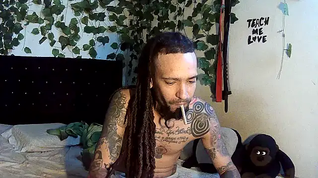 caribbeanlover1 online show from July 18, 12:53 pm