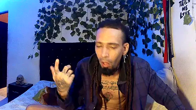 caribbeanlover1 online show from July 28, 12:48 pm