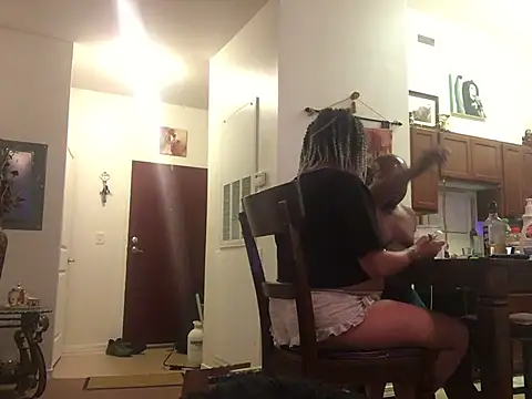 Snapshot of realninafame chatting on March 13, 4:38 am realninafame online show from March 13, 4:38 am