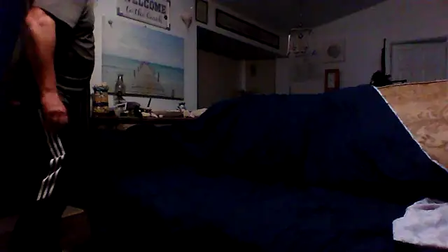 Snapshot of Yankeedave420 chatting on January 4, 9:54 am Yankeedave420 online show from January 4, 9:54 am