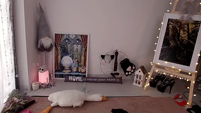 Snapshot of Careful_i_bite chatting on January 5, 12:53 pm Careful i bite online show from January 5, 12:53 pm