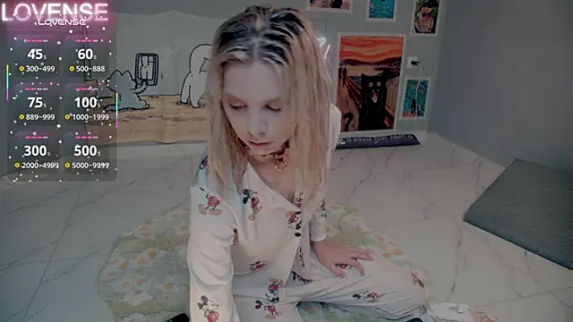 Snapshot of Careful_i_bite chatting on September 21, 6:15 am Careful i bite online show from September 21, 6:15 am