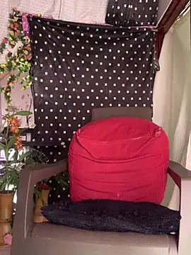 Estefani 32 online show from June 15, 5:37 pm