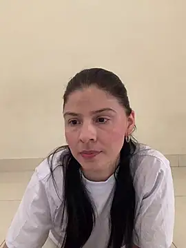 Estefani 32 online show from June 17, 4:41 pm